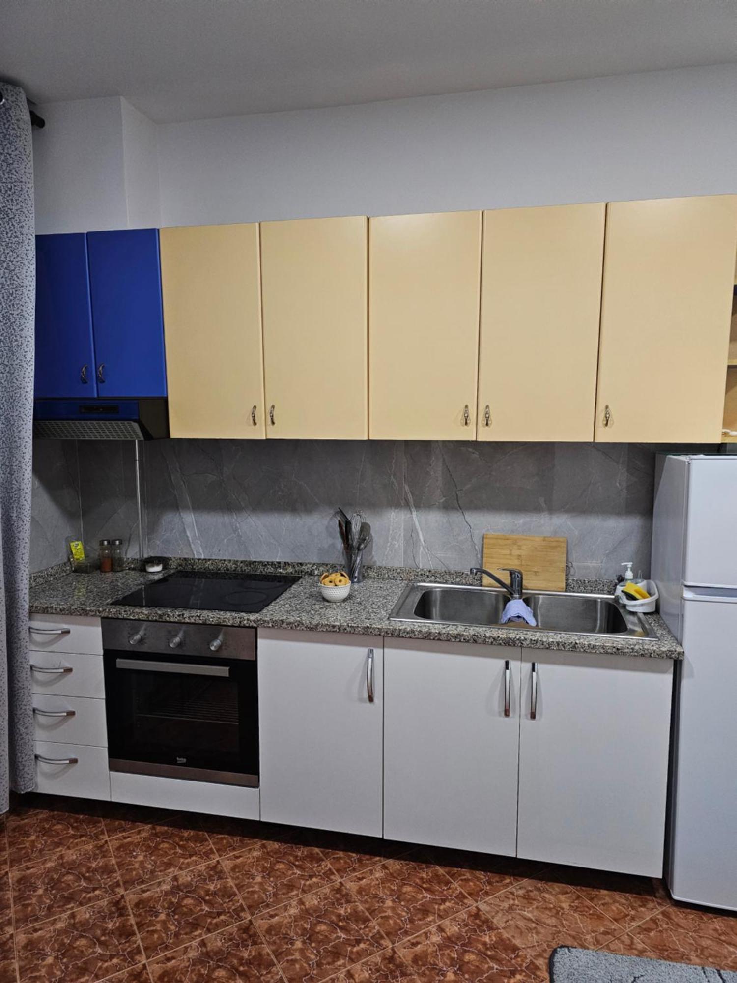 Geljus Apartment Tiranë Luaran gambar