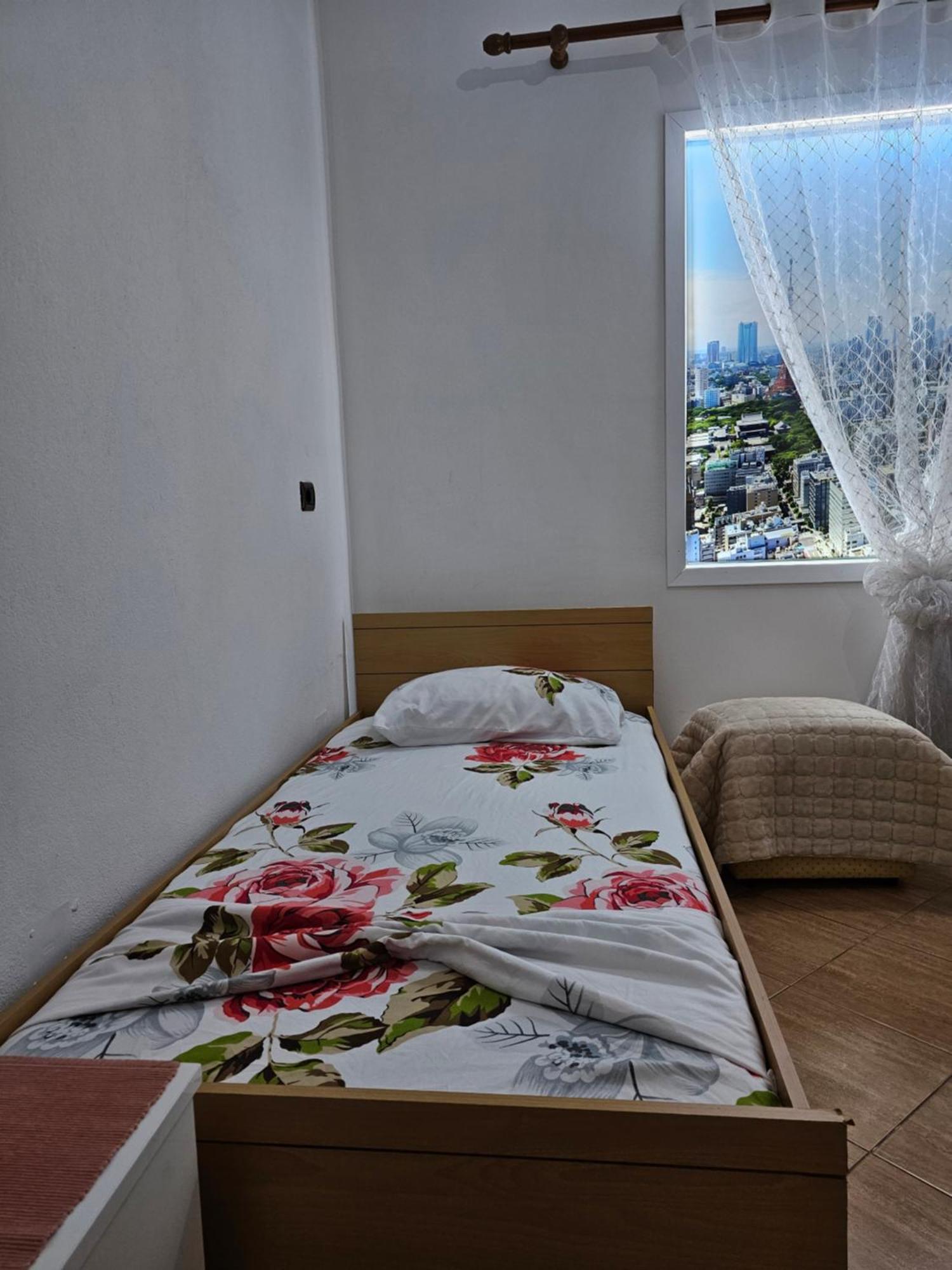 Geljus Apartment Tiranë Luaran gambar